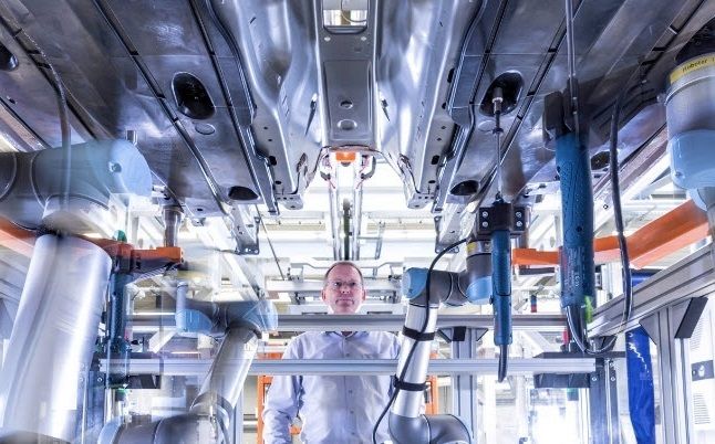Kolaboratívni roboti v automobilovom priemysle